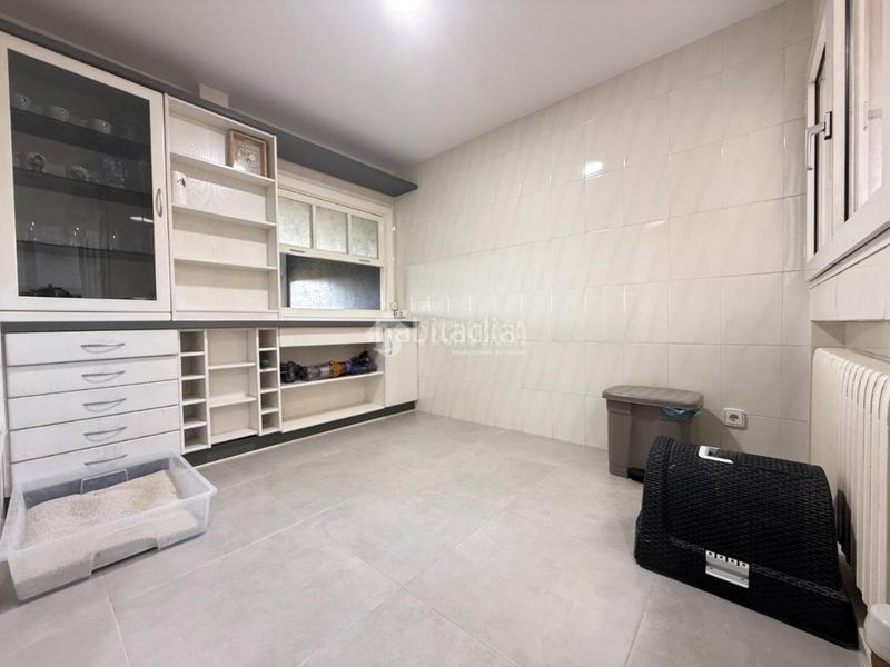 Foto 8222e47b-bba2-464a-a44f-7371f0b5b41d. Piso  en venta en Loeches