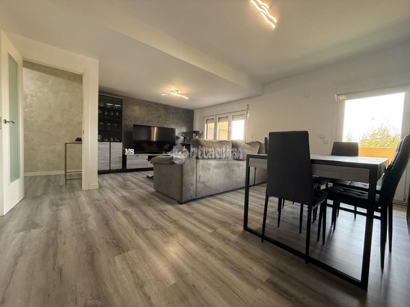 Foto 98364a66-6918-4622-8bfe-191fb5e8356b. Piso  en venta en Loeches