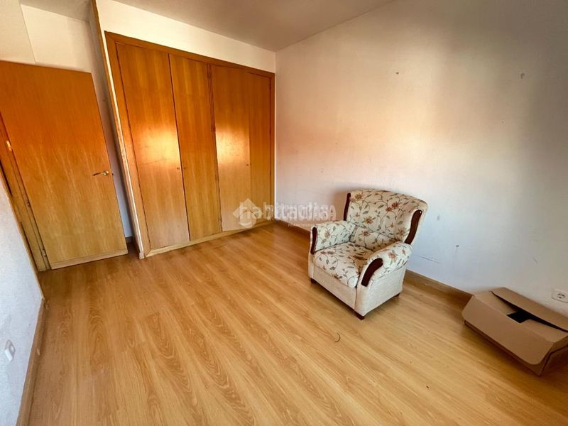 Foto 14a45d13-d2d4-48d5-9738-307a960ecad9. Casa pareada casa en venta en Loeches