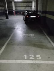 Aparcament cotxe a Loeches. Boxplaza de garaje en venta en loeches