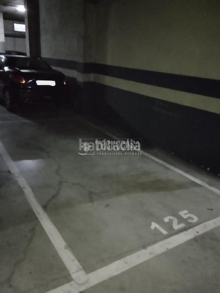 Foto d9e8c766-321b-426b-ada3-f2076be8255b. Autoparkplatz in Loeches