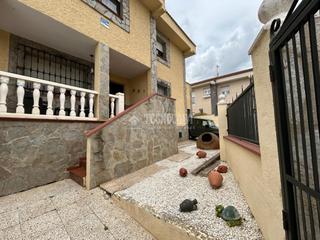 House en Loeches. Casa en venta en loeches