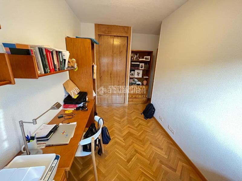 Foto 14f84a8a-7921-4bbf-a8de-fe0959d59d2b. Casa pareada casa en venta en Loeches