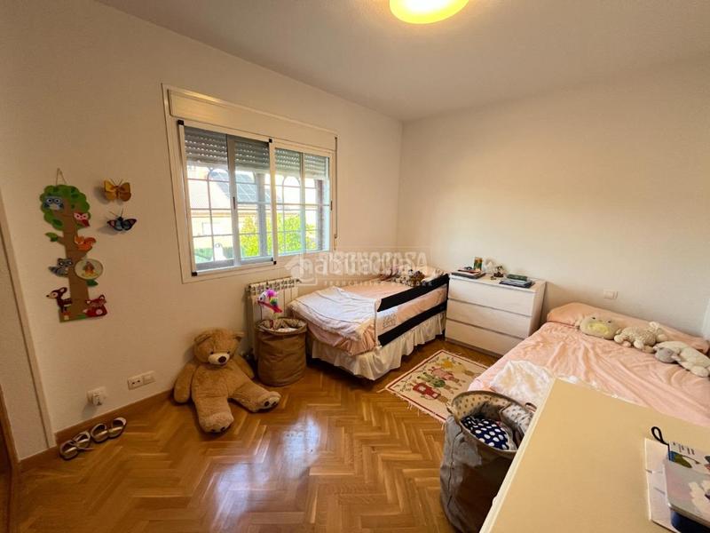 Foto 1f375930-388d-4670-921a-fa62ba284ba6. Casa pareada casa en venta en Loeches