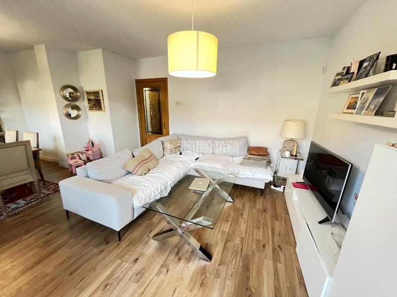 Foto 77274915-8f72-4b0a-b4e6-2dac315dae67. Casa pareada casa en venta en Loeches