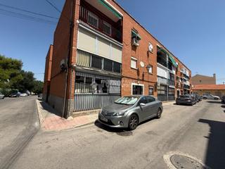 Etagenwohnung in Torres de la Alameda. Piso en venta en torres de la alameda