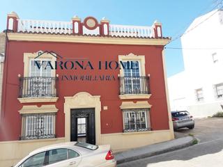Casa adossada  Calle albero. Oportunidad zona montilla