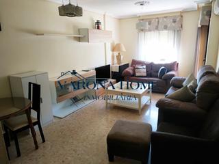 Rent Flat in Avenida de libia 19. Oportunidad zona avenida barcelona - ¡¡¡estudiantes!!!
