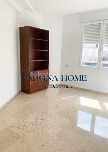 Foto 99b12f2b-d84f-439f-9dcc-3582e8391997. Location appartement dans avenida de las ollerías 21 dans Córdoba