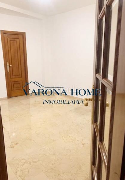 Foto b6c2cd78-a921-40c8-aa8d-2a499dad96a5. Location appartement dans avenida de las ollerías 21 dans Córdoba