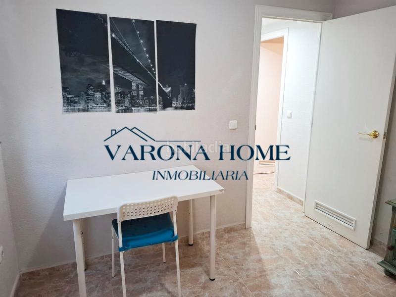 Foto f6c8120b-7b06-4fab-bbe2-6b49181a73f4. Location appartement dans calle de fray luis de granada 4 dans Córdoba