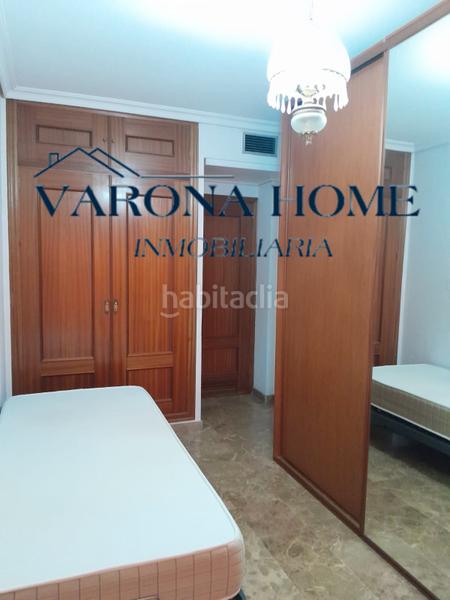 Foto 3e33f9ee-fcb1-4de8-af56-3bcf94c78c81. Location appartement avec chauffage dans Ciudad Jardín - Zoco Córdoba