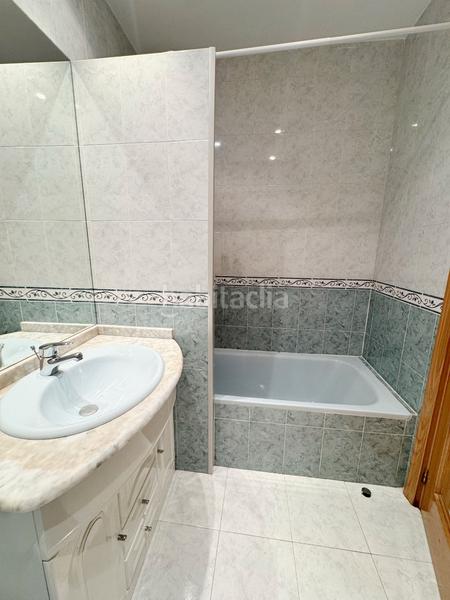 Foto e1a11488-7061-4b71-a9a2-3128752ed1e3. Alquiler piso precioso piso muy luminoso en Embajadores-Lavapiés Madrid