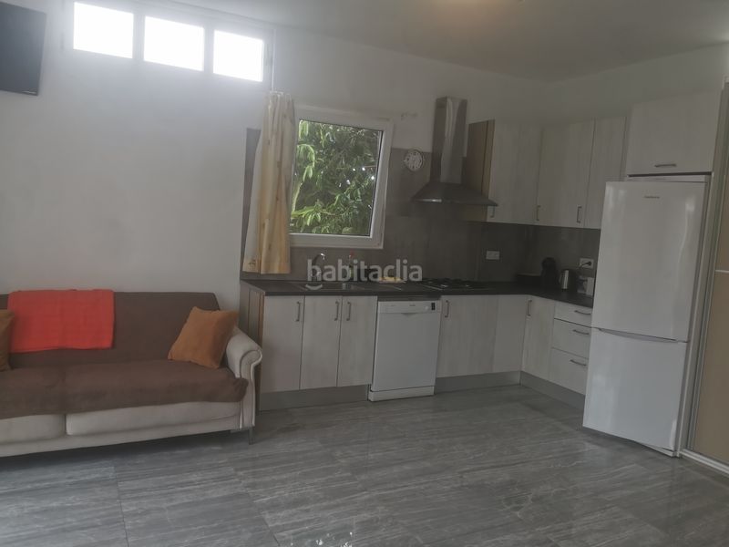 Foto 79be5bd9-15c4-494b-8747-cc8d13e2aed0. Casa amb aparcament a Cho - Parque de la Reina Arona