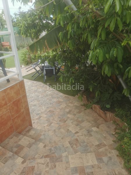 Foto badd8c11-5874-4d8c-a514-4073fdbee454. Casa amb aparcament a Cho - Parque de la Reina Arona