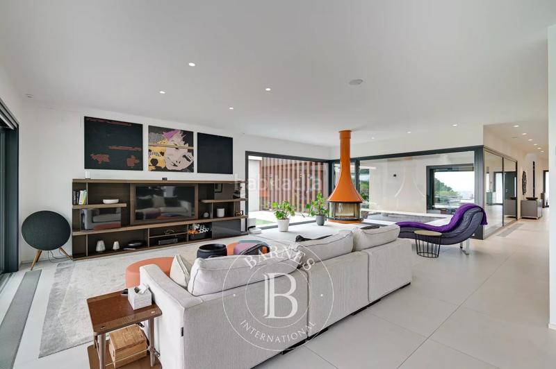 Foto 45422f3a-4c42-4632-b8c9-eb327970398c. Casa amb calefacció aparcament piscina a Centre Sant Andreu de Llavaneres