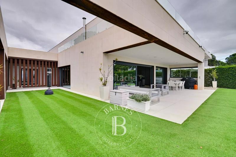 Foto d5b766d0-df6b-4d58-a814-db9fd16fe8f9. Casa amb calefacció aparcament piscina a Centre Sant Andreu de Llavaneres