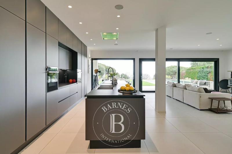 Foto 356eba52-4f1c-462b-b777-c3dc5cab109d. House with heating parking pool in Centre Sant Andreu de Llavaneres