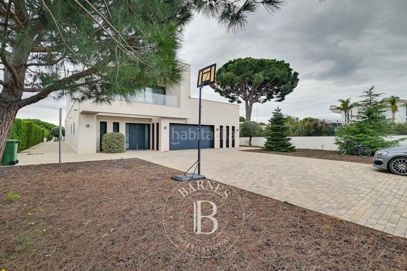 Foto 4bd683ad-c5af-4600-8c59-81bf3461f6bf. House with heating parking pool in Centre Sant Andreu de Llavaneres