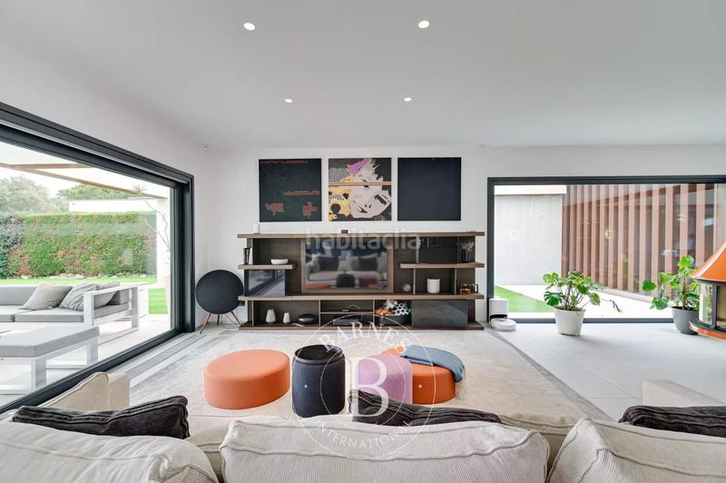 Foto 566a8e1e-4160-408f-b2c1-60e399a2c593. House with heating parking pool in Centre Sant Andreu de Llavaneres