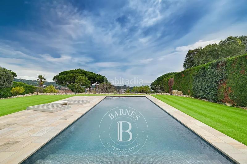 Foto b3bee032-1a4b-4bdc-b674-9fc67f3ccf79. House with heating parking pool in Centre Sant Andreu de Llavaneres