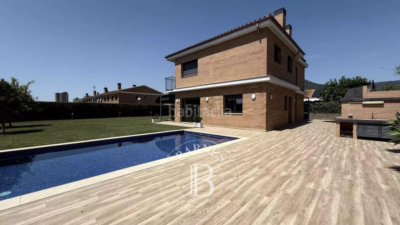 Foto c5b6f313-936a-41b5-b9bd-7527335fa433. Casa amb calefacció aparcament piscina a Cabrera de Mar