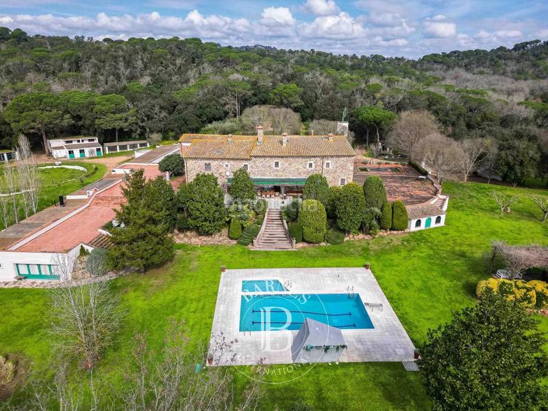 Foto 0ef108ee-403e-43e5-b907-cb1bdc498d9c. Masia amb calefacció aparcament piscina a Niàgara Parc -Àgora Parc Tordera