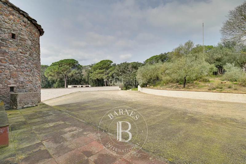 Foto 16cd9cbc-d740-4682-bec8-2c2415525073. Masia amb calefacció aparcament piscina a Niàgara Parc -Àgora Parc Tordera