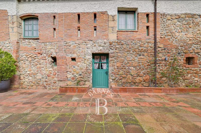 Foto f6880c4b-dc89-4118-9f07-c01eeb1a35a2. Masia amb calefacció aparcament piscina a Niàgara Parc -Àgora Parc Tordera