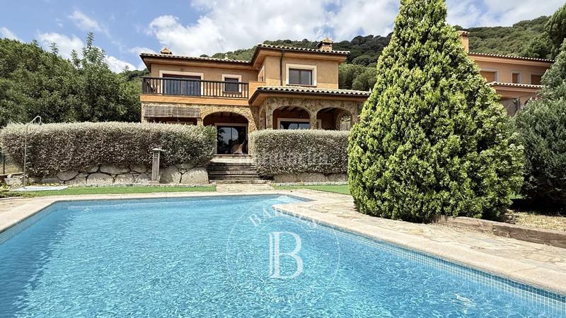 Foto 125618a0-71d9-4e3c-a62c-c81ee7a9679c. Casa amb calefacció aparcament piscina a Nucli Urbà Argentona