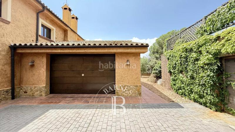 Foto 524e74e4-0a39-488c-8c75-5ea6b1d873f1. Casa amb calefacció aparcament piscina a Nucli Urbà Argentona