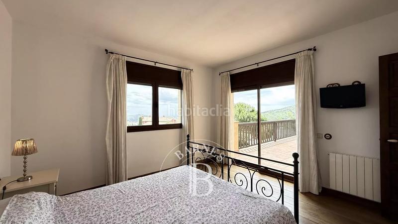 Foto 590ba704-3ea6-4765-9890-d9ed5b3a65ab. Casa amb calefacció aparcament piscina a Nucli Urbà Argentona