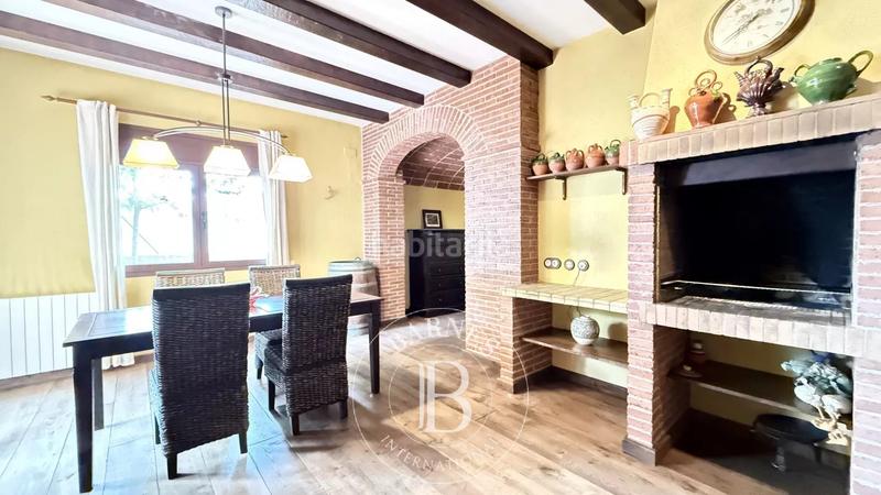 Foto 607d12f6-0a1a-4363-92e1-50c871f391d8. Casa amb calefacció aparcament piscina a Nucli Urbà Argentona