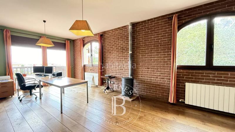 Foto a3587ff7-7e08-43fe-920b-ed6aadeb7a56. Casa amb calefacció aparcament piscina a Nucli Urbà Argentona
