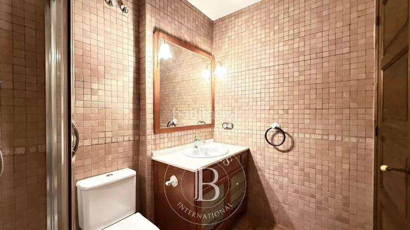 Foto c9f9e7b6-6633-4c79-9f9e-87769e6837c8. Casa amb calefacció aparcament piscina a Nucli Urbà Argentona