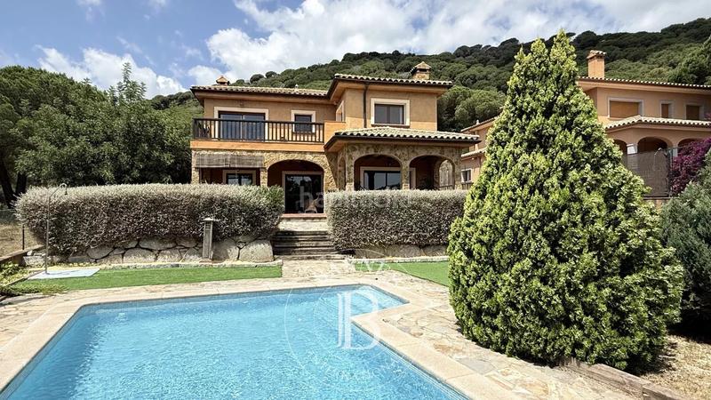 Foto ed6d4f3f-435b-4dab-96d6-526bae7a792d. Casa amb calefacció aparcament piscina a Nucli Urbà Argentona