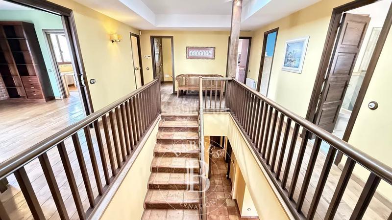 Foto fbb64b50-7b80-450a-b86c-ead9a6ec4bff. House with heating parking pool in Nucli Urbà Argentona