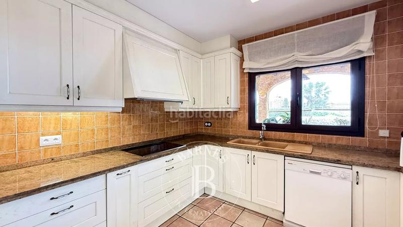 Foto 13d41139-49f3-47b7-b924-62bcd6490000. Maison avec chauffage parking piscine dans Nucli Urbà Argentona
