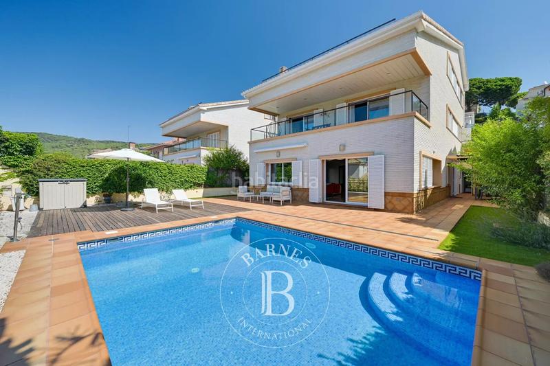 Foto 23f9c3ff-c53a-4a2f-b2d0-3f35c1c3bb00. Maison avec chauffage parking piscine dans Vilassar de Dalt