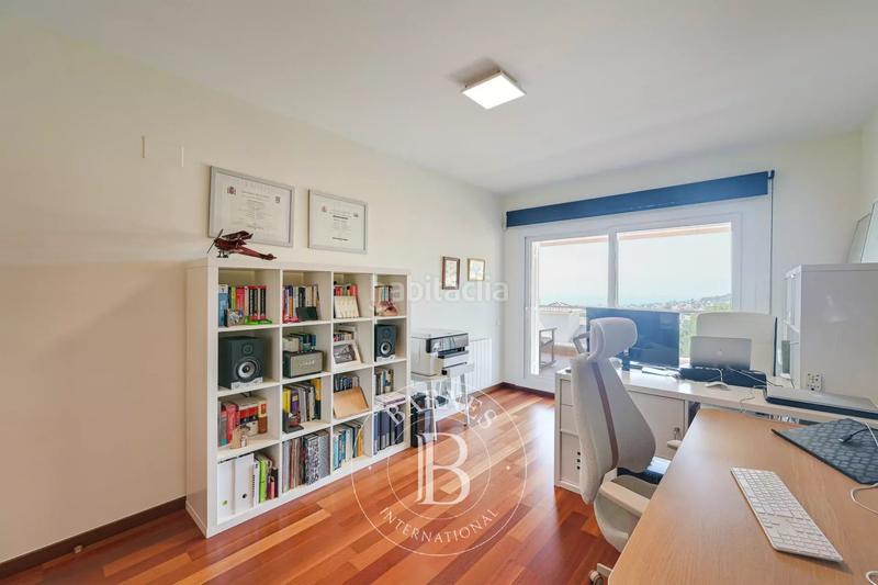 Foto f05cb6d0-5c14-489f-a700-cf095f7b13b7. Maison avec chauffage parking piscine dans Vilassar de Dalt