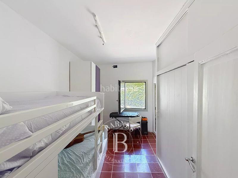 Foto 1985a273-9e00-4a12-b910-06fd4d212f57. Casale con riscaldamento parcheggio piscina in Bell-Aire Sant Andreu de Llavaneres