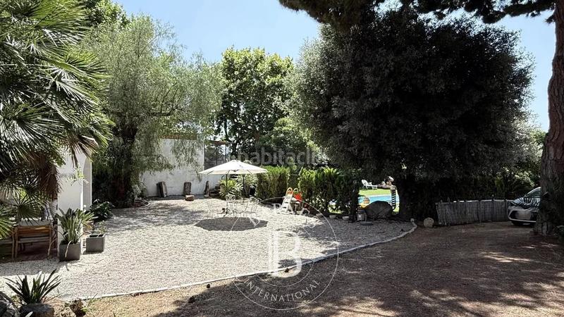 Foto e56f271d-a6ac-4d76-a238-b1d7d7ca9548. Casale con riscaldamento parcheggio piscina in Bell-Aire Sant Andreu de Llavaneres