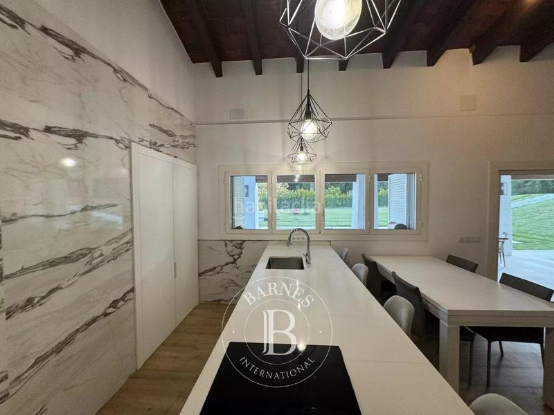 Foto c9db33e9-23c1-48b1-955f-a027e3bc0600. House with heating parking pool in Can Sans Sant Andreu de Llavaneres