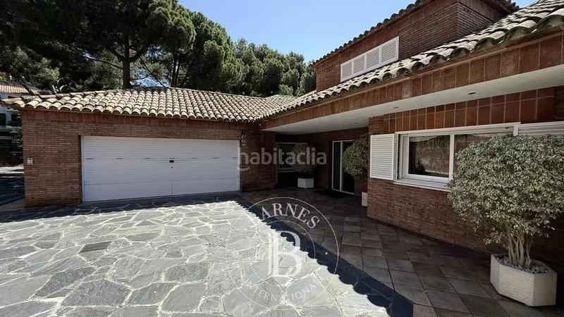 Foto 1571895d-b778-472a-a938-f8e8f392a5bc. Casa en Premià de Dalt