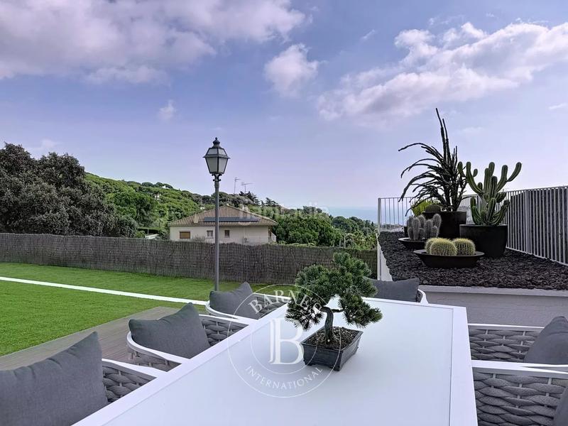 Foto 1e52f613-febb-4562-b829-2ddce55a5eb1. Casa amb calefacció aparcament piscina a Urbanitzacions Mataró