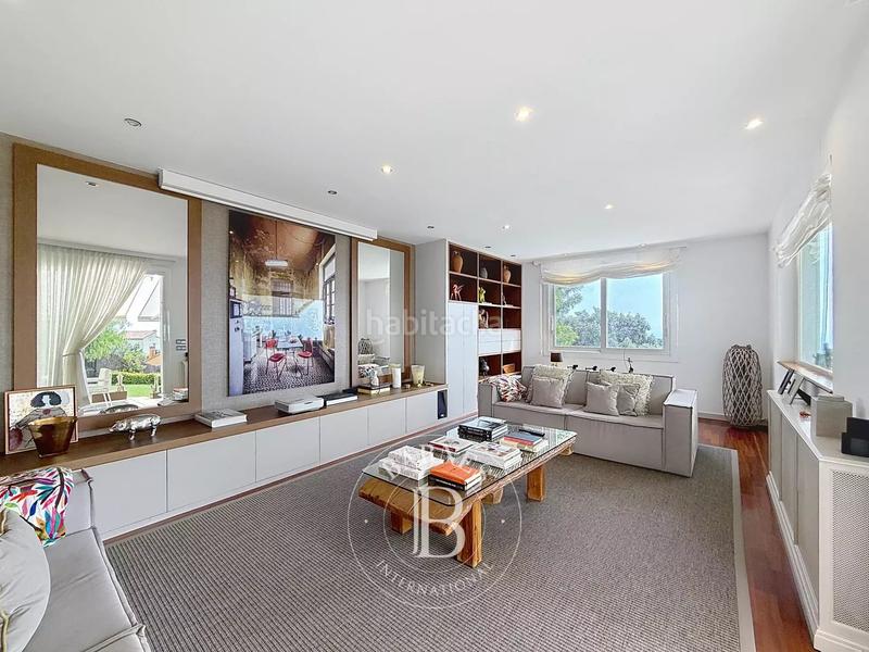 Foto 5e7f10c7-48d6-4999-bfff-cdf0de8c4f6c. Casa amb calefacció aparcament piscina a Urbanitzacions Mataró