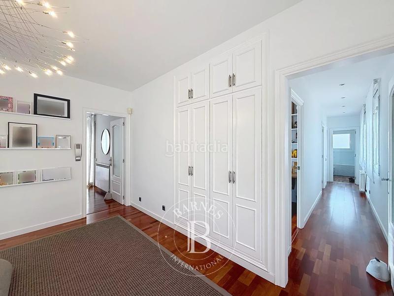 Foto bed178d9-ffbb-473e-9af3-e7de2e814a5e. Casa amb calefacció aparcament piscina a Urbanitzacions Mataró