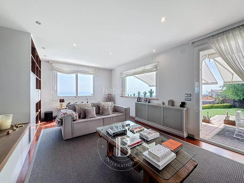 Foto 2bcf3dee-4953-43c4-af6b-17581ea75f1c. Haus mit heizung parking pool in Urbanitzacions Mataró