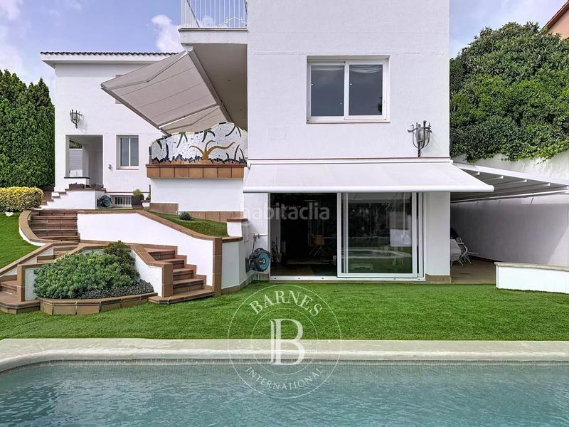 Foto 834236b4-b931-4bf1-8a92-e5c5b436cdbd. House with heating parking pool in Urbanitzacions Mataró