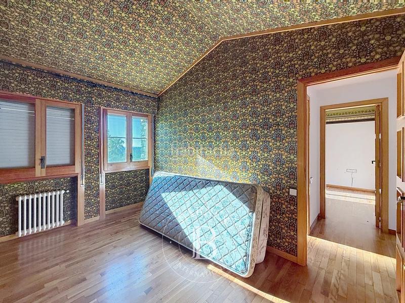 Foto 205e70d7-f4dc-4cce-9733-222e6393825b. Casa amb calefacció aparcament piscina a Premià de Dalt